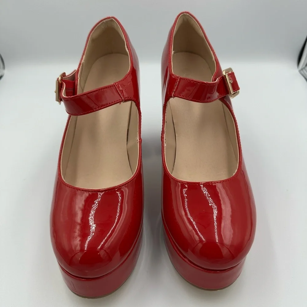 Fireside Red Patent Mary Jane Platform Heels Size 8.5